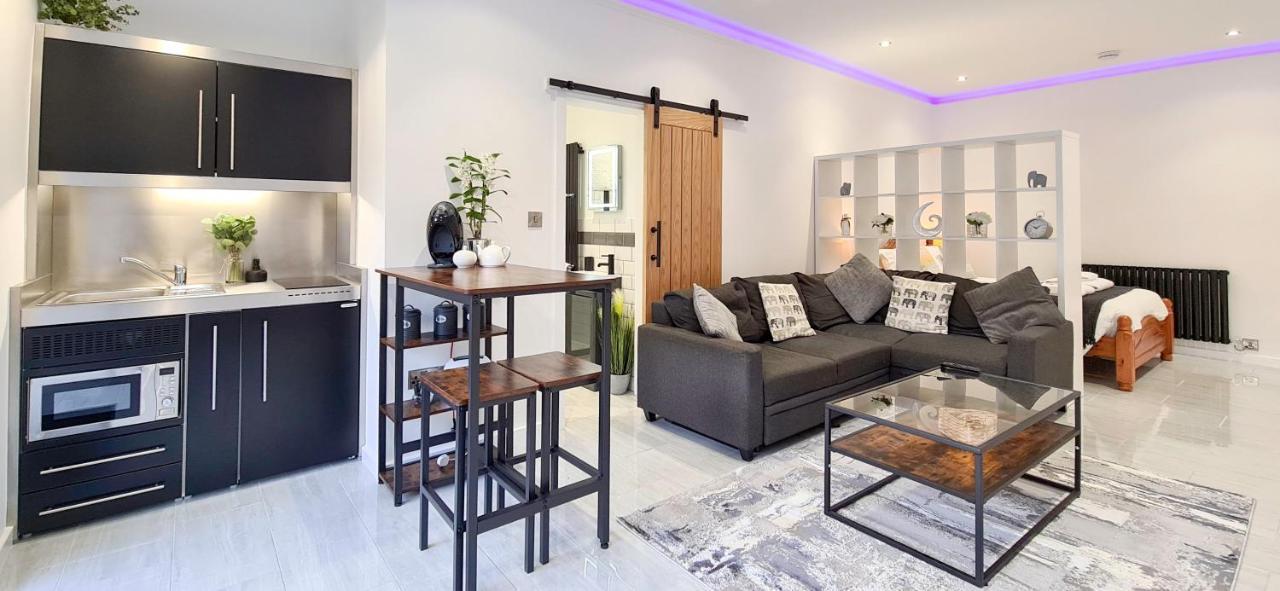 The Studio, Luxury Modern Apartment In The South Hams, Stunning Walks On The Doorstep, A 20 Minute Drive To The Beautiful Sandy Beaches, Quiet Courtyard Setting, Shops, Bars And Restaurants A Short Walk Away! Ivybridge Ngoại thất bức ảnh