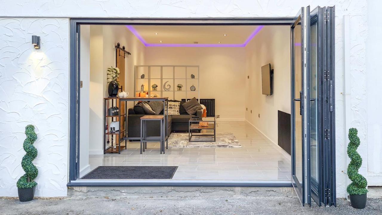 The Studio, Luxury Modern Apartment In The South Hams, Stunning Walks On The Doorstep, A 20 Minute Drive To The Beautiful Sandy Beaches, Quiet Courtyard Setting, Shops, Bars And Restaurants A Short Walk Away! Ivybridge Ngoại thất bức ảnh